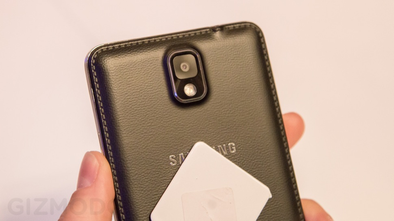 Illustration for article titled Samsung Galaxy Note 3: A Little Bigger Screen, A Lot Better Guts (Update: Hands-On)